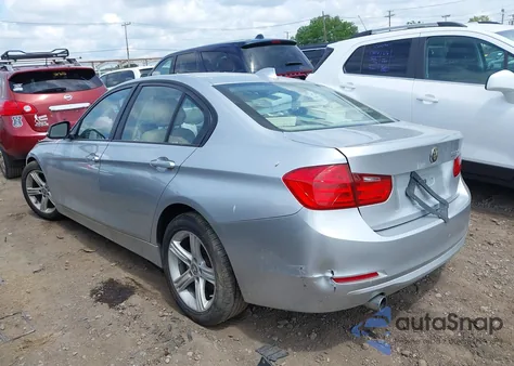 2015 BMW 320I из США, поврежденный, VIN WBA3B1C50FP831242